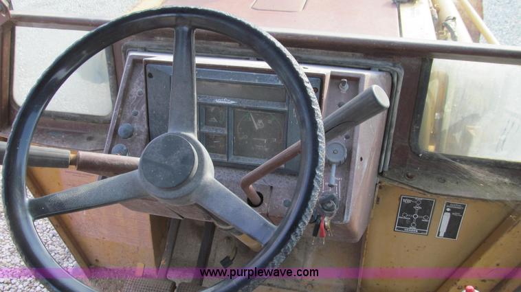 image for item E3725 Case 580E backhoe