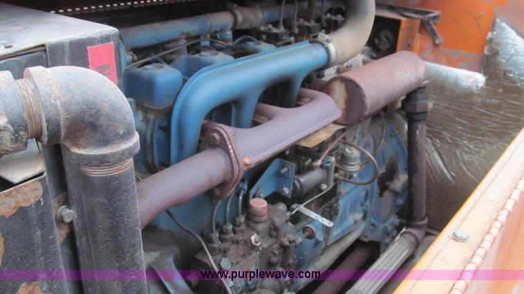 image for item E3726 Lindsay 175OD portable air compressor