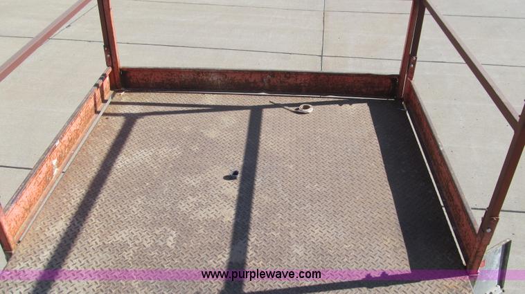 image for item E3734 Skyjack SJ8241F scissor lift