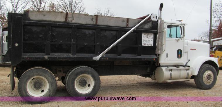 image for item E5704 1988 International 9300 SFA dump truck