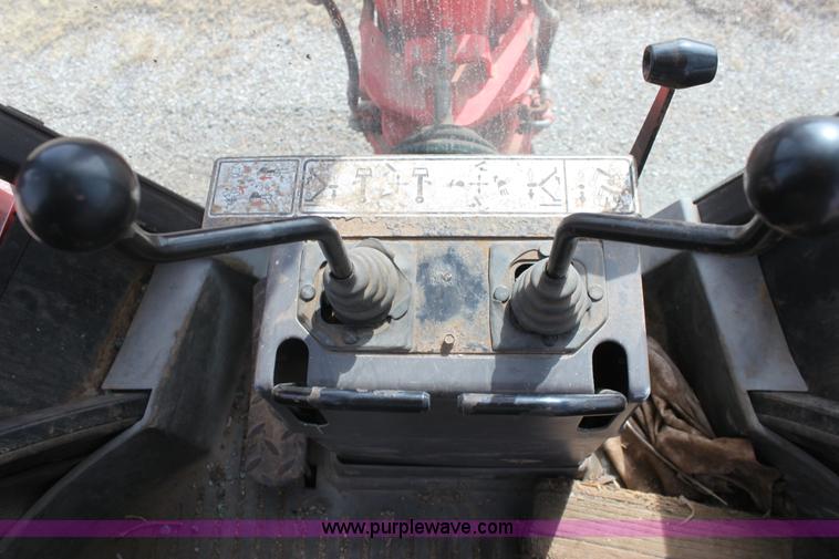 image for item E8431 1996 Ford 5550 backhoe