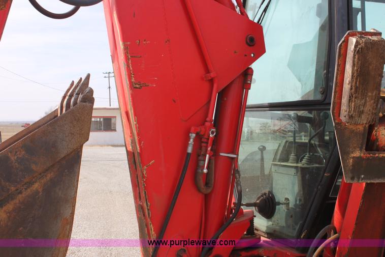 image for item E8431 1996 Ford 5550 backhoe