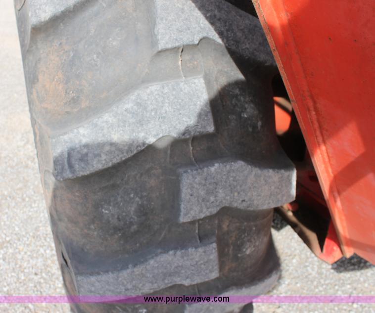 image for item E8431 1996 Ford 5550 backhoe