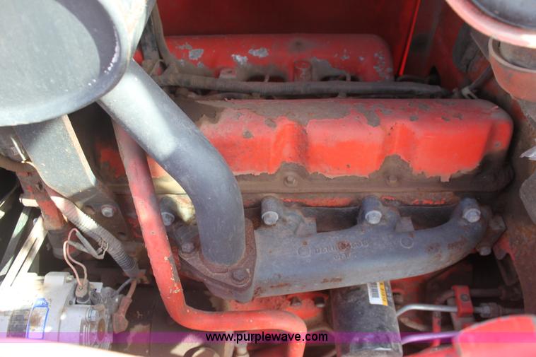 image for item E8431 1996 Ford 5550 backhoe