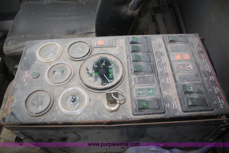 image for item F2511 1993 Ford Cargo 700 Elgin street sweeper