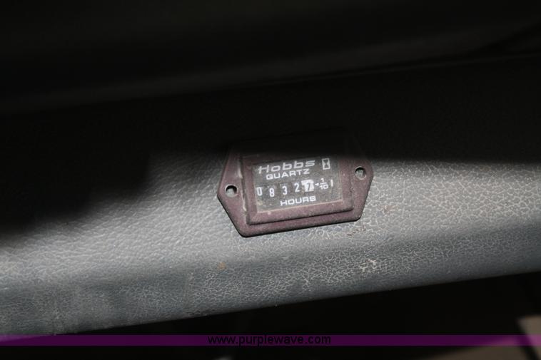 image for item F2511 1993 Ford Cargo 700 Elgin street sweeper