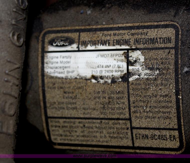 image for item F2750 1988 Ford 800 truck