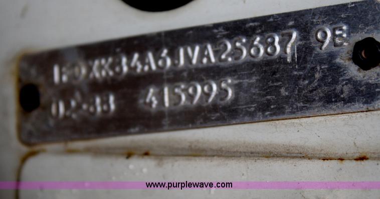 image for item F2750 1988 Ford 800 truck