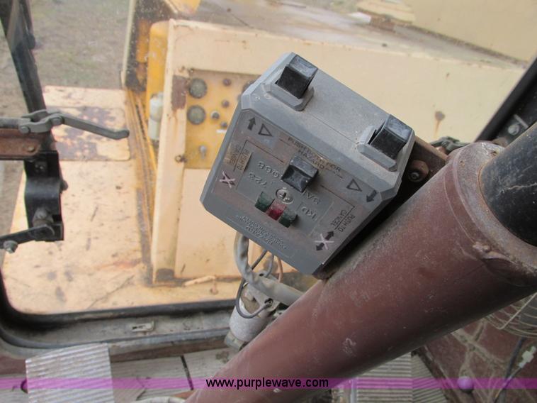 image for item F2822 1989 Case 1085B Cruz Air excavator