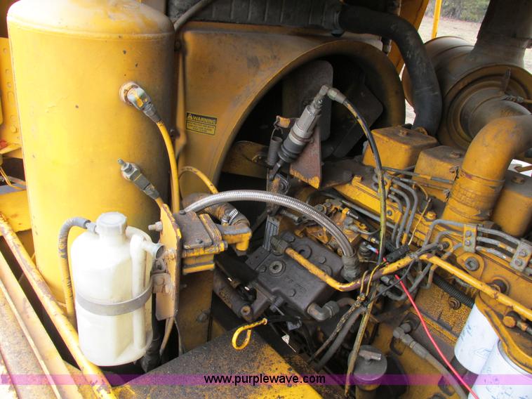 image for item F2822 1989 Case 1085B Cruz Air excavator