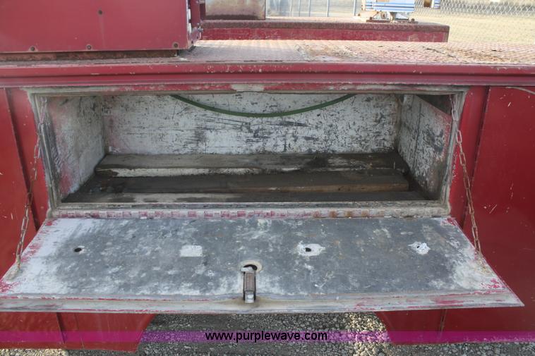 image for item F2846 Knapheide utility bed