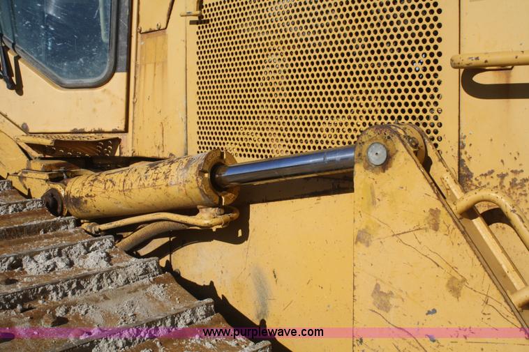 image for item F2849 1997 Caterpillar D6MLGP dozer