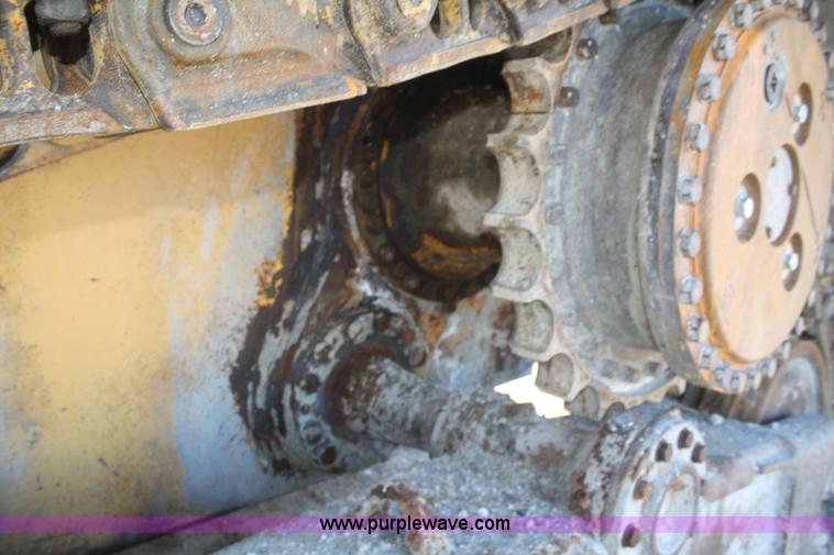 image for item F2849 1997 Caterpillar D6MLGP dozer