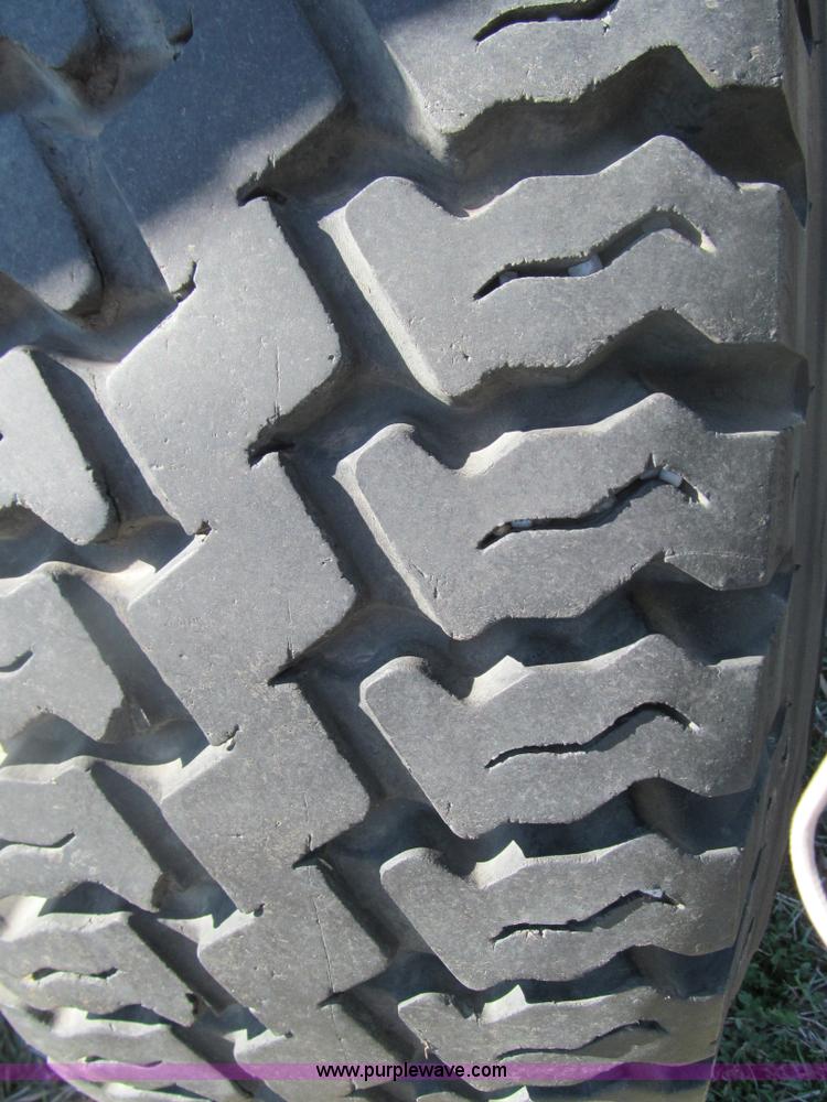 image for item F3033 2002 Hemat trailer