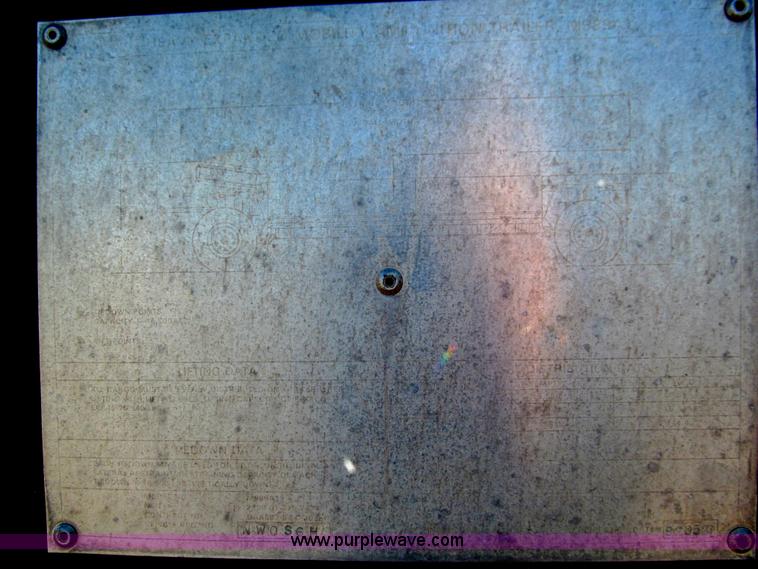 image for item F3033 2002 Hemat trailer