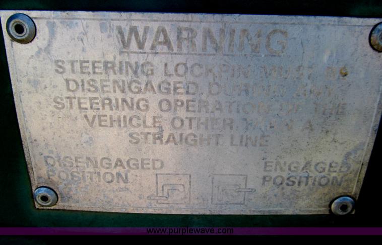 image for item F3033 2002 Hemat trailer