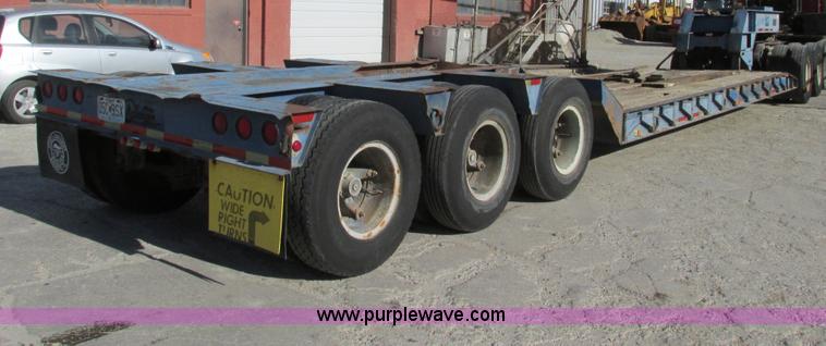 image for item F4131 1998 Witzco Challenger RG-50 lowboy trailer