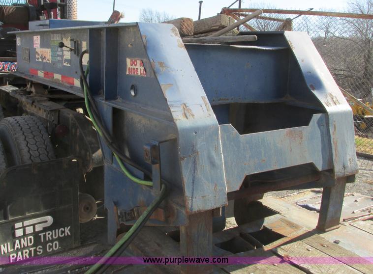 image for item F4131 1998 Witzco Challenger RG-50 lowboy trailer