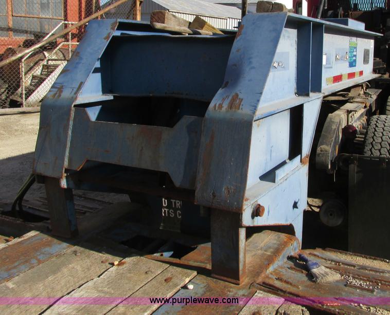 image for item F4131 1998 Witzco Challenger RG-50 lowboy trailer