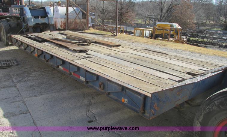 image for item F4131 1998 Witzco Challenger RG-50 lowboy trailer