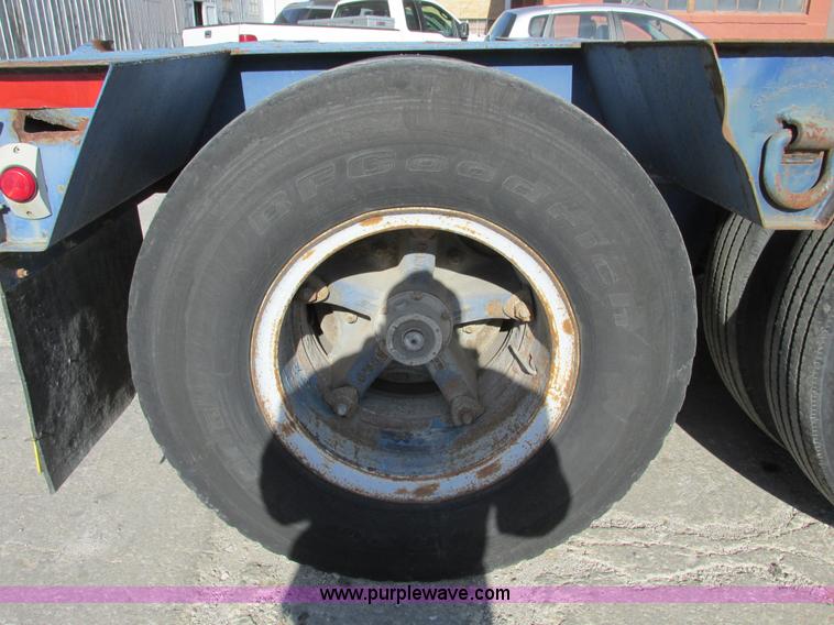 image for item F4131 1998 Witzco Challenger RG-50 lowboy trailer