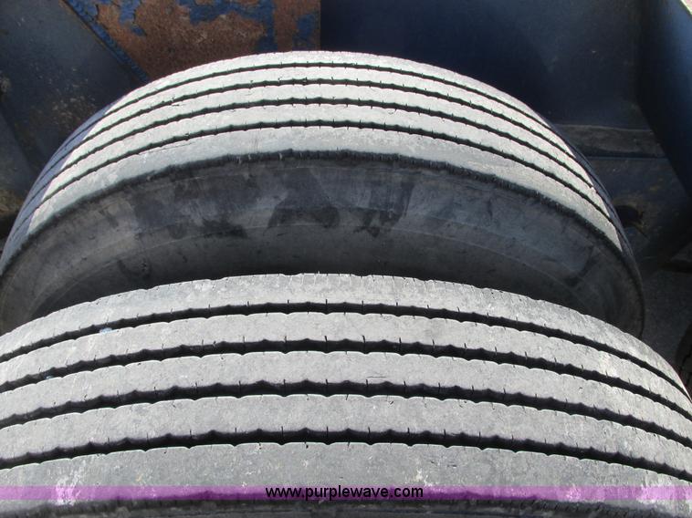 image for item F4131 1998 Witzco Challenger RG-50 lowboy trailer