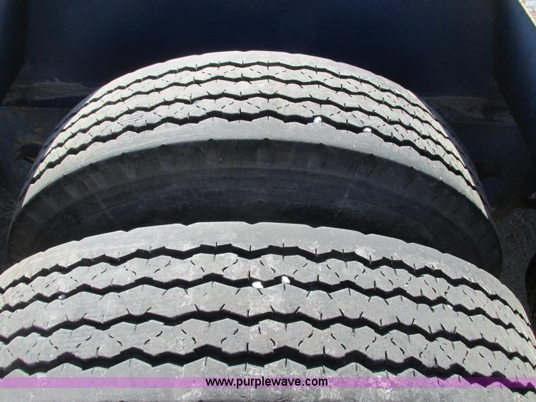 image for item F4131 1998 Witzco Challenger RG-50 lowboy trailer