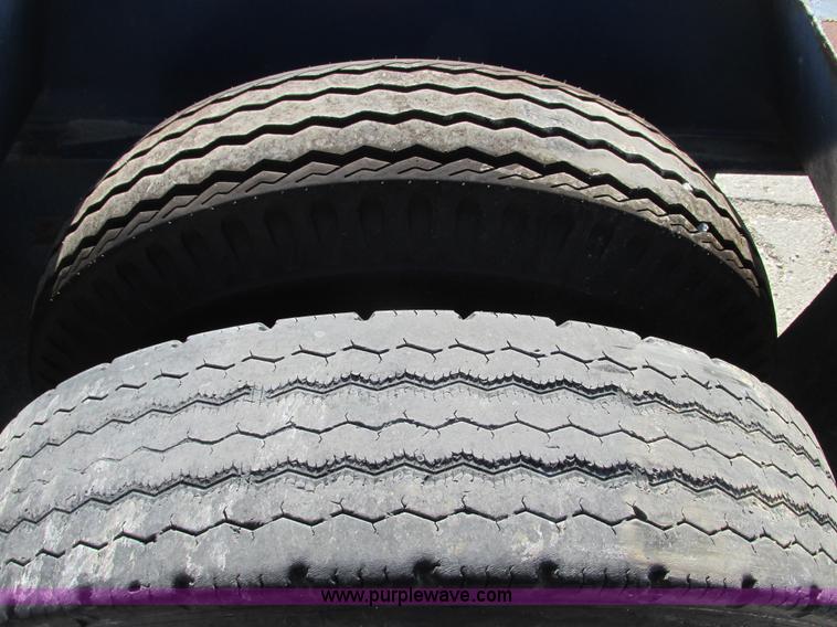 image for item F4131 1998 Witzco Challenger RG-50 lowboy trailer