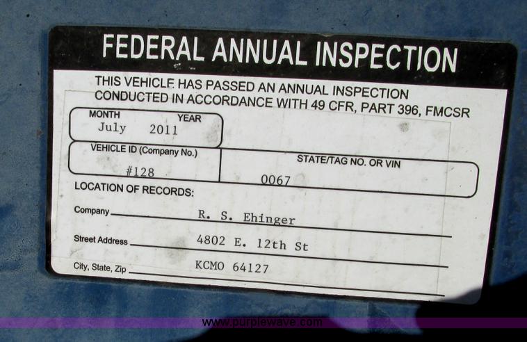 image for item F4131 1998 Witzco Challenger RG-50 lowboy trailer