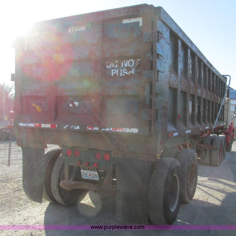 image for item F4133 1961 Steco SD2660 dump trailer
