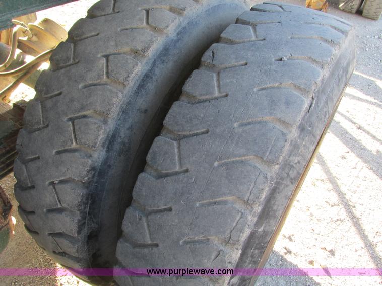 image for item F4133 1961 Steco SD2660 dump trailer