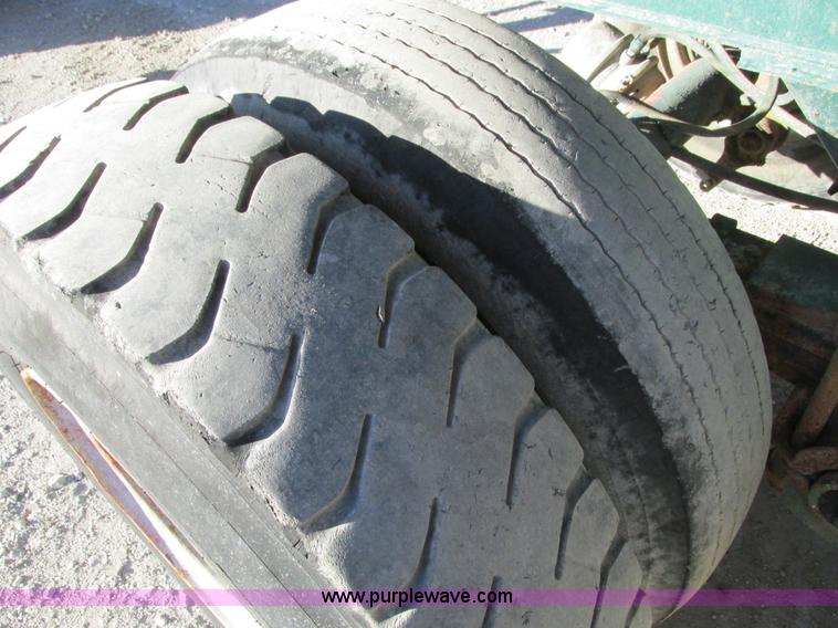 image for item F4133 1961 Steco SD2660 dump trailer