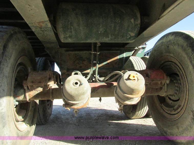 image for item F4133 1961 Steco SD2660 dump trailer