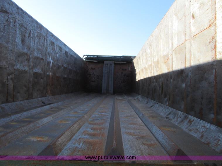 image for item F4133 1961 Steco SD2660 dump trailer