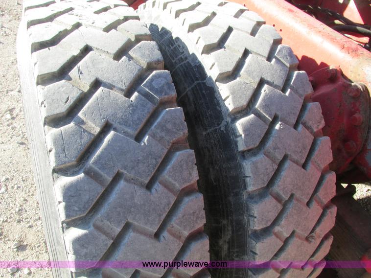 image for item F4134 1981 International semi truck