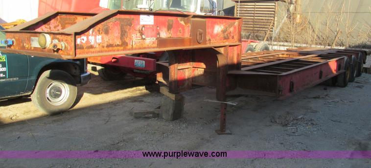 image for item F4136 1967 Hobbs triple axle 30' trailer