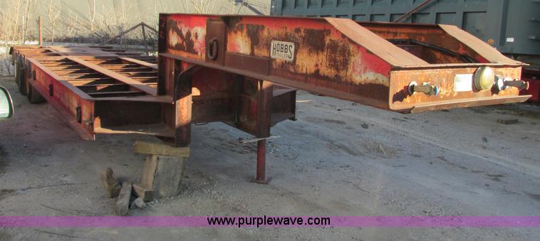 image for item F4136 1967 Hobbs triple axle 30' trailer