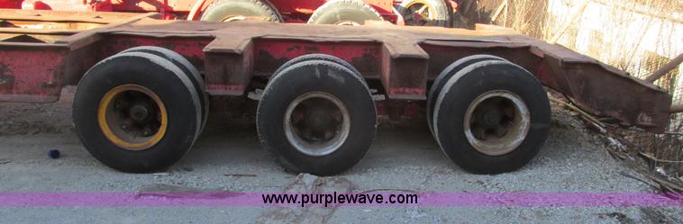 image for item F4136 1967 Hobbs triple axle 30' trailer