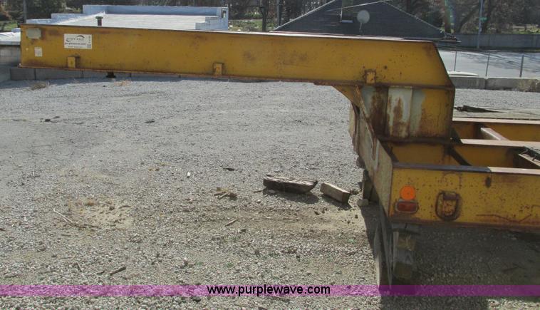 image for item F4138 1956 Martin 33' flatbed semi trailer