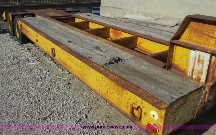 image for item F4138 1956 Martin 33' flatbed semi trailer