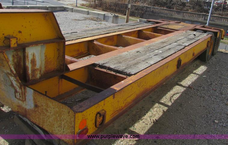 image for item F4138 1956 Martin 33' flatbed semi trailer