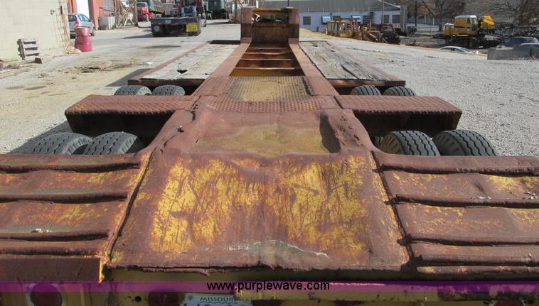 image for item F4138 1956 Martin 33' flatbed semi trailer