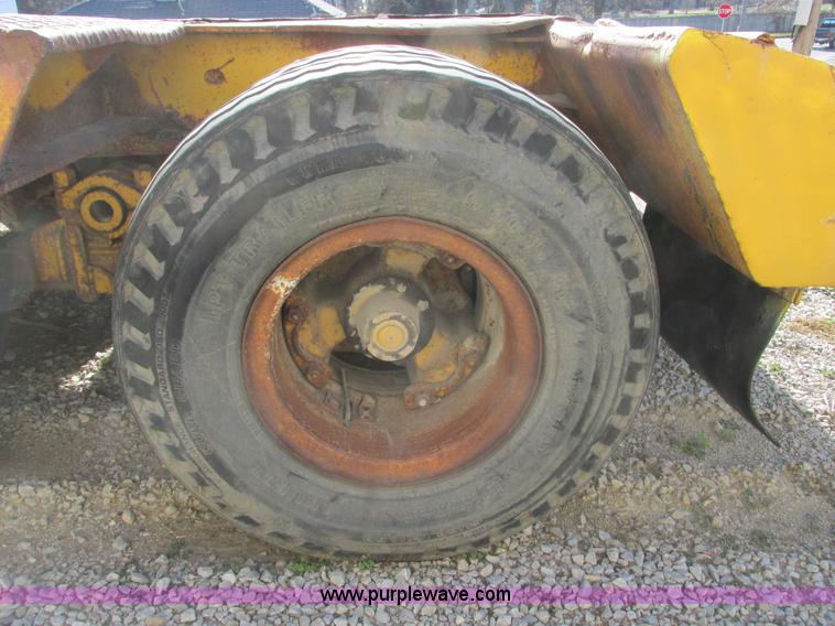 image for item F4138 1956 Martin 33' flatbed semi trailer