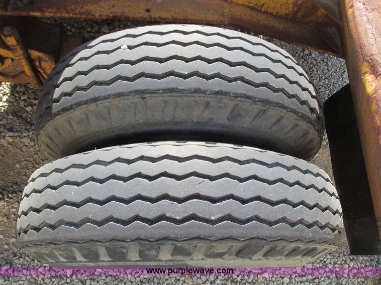 image for item F4138 1956 Martin 33' flatbed semi trailer