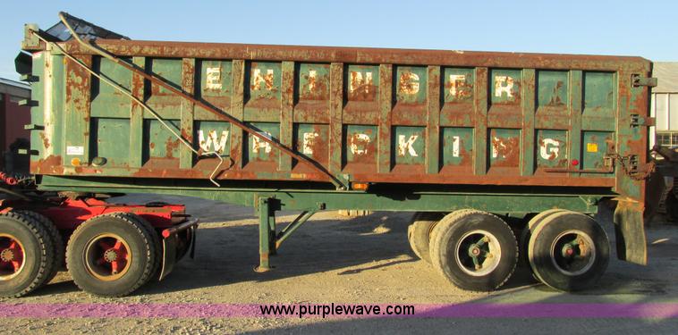 image for item F4140 1961 Steco SD2660 26' dump trailer