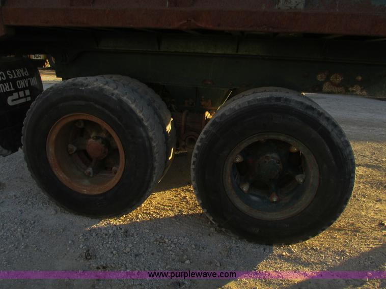 image for item F4140 1961 Steco SD2660 26' dump trailer