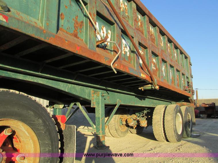 image for item F4140 1961 Steco SD2660 26' dump trailer