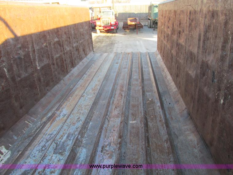 image for item F4140 1961 Steco SD2660 26' dump trailer