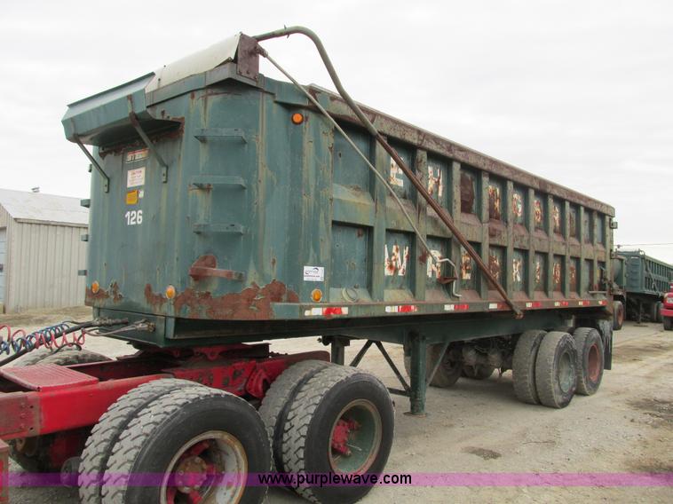 image for item F4141 1961 Steco SD2660 dump trailer