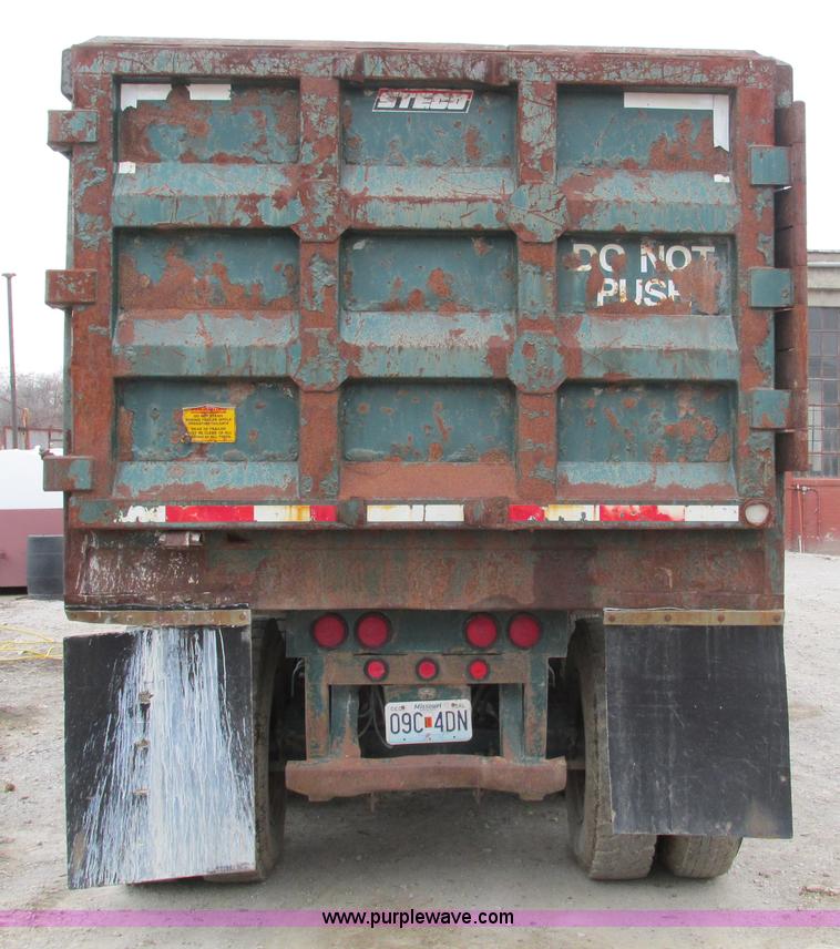 image for item F4141 1961 Steco SD2660 dump trailer